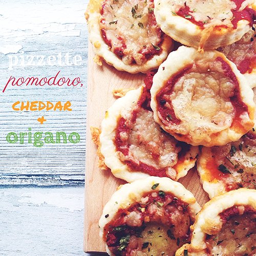Pizzette pomodoro, cheddar e origano