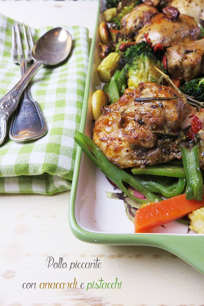Pollo piccante con anacardi e pistacchi